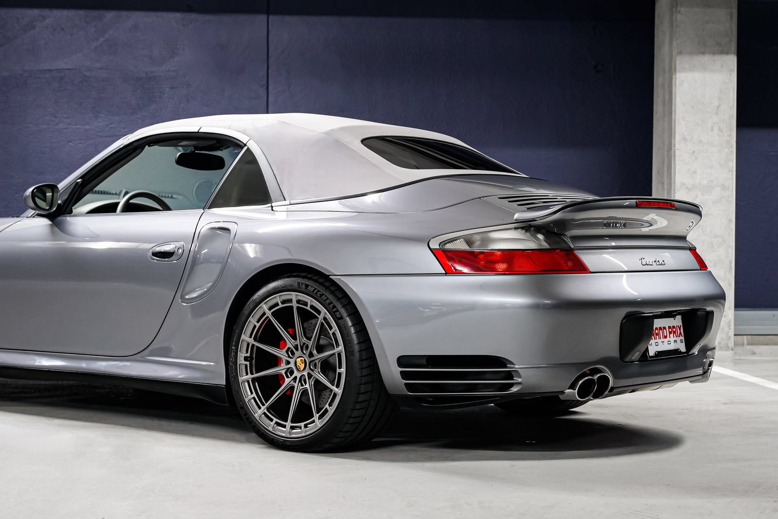 Used 2004 Porsche 911 Turbo AWD/4WD image 36