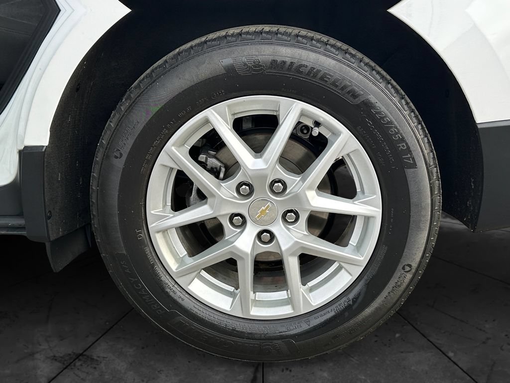 Used 2023 Chevrolet Equinox LT FWD image 14