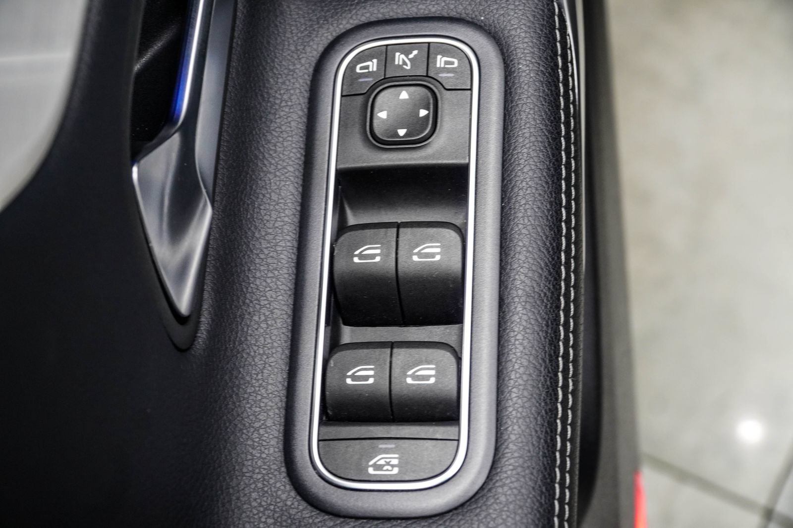 Used 2025 Mercedes-Benz CLA 250 image 33