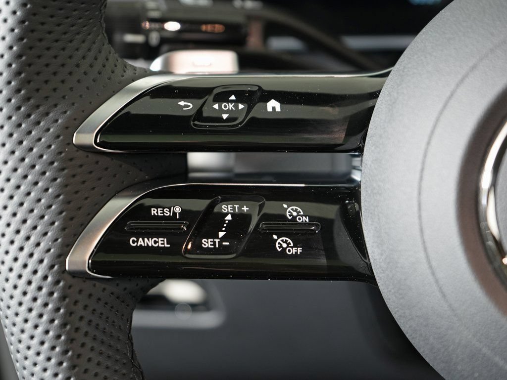 Certified 2026 Mercedes-Benz GLC 300 4MATIC image 18