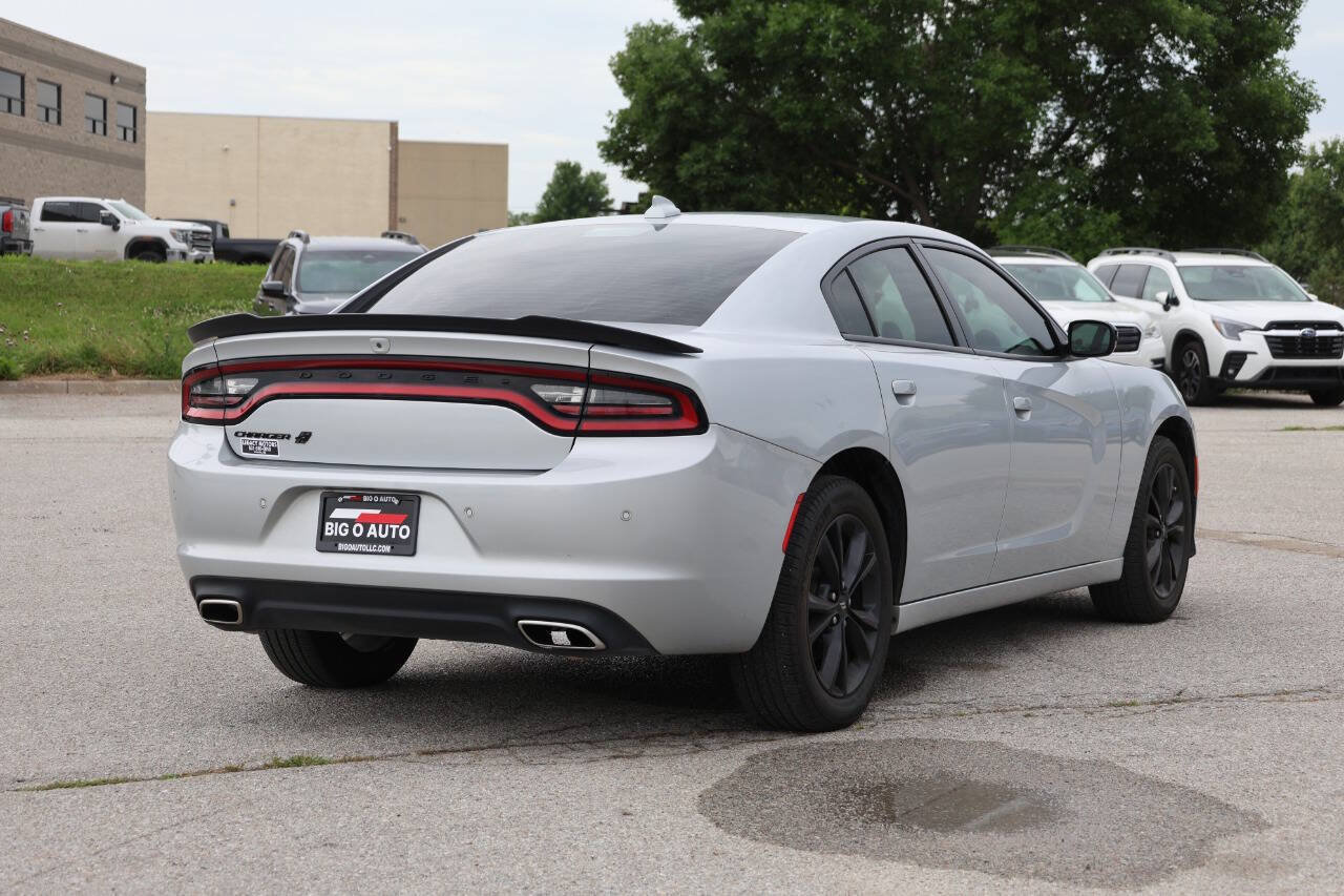 Used 2023 Dodge Charger SXT w/ Blacktop Package AWD/4WD image 9