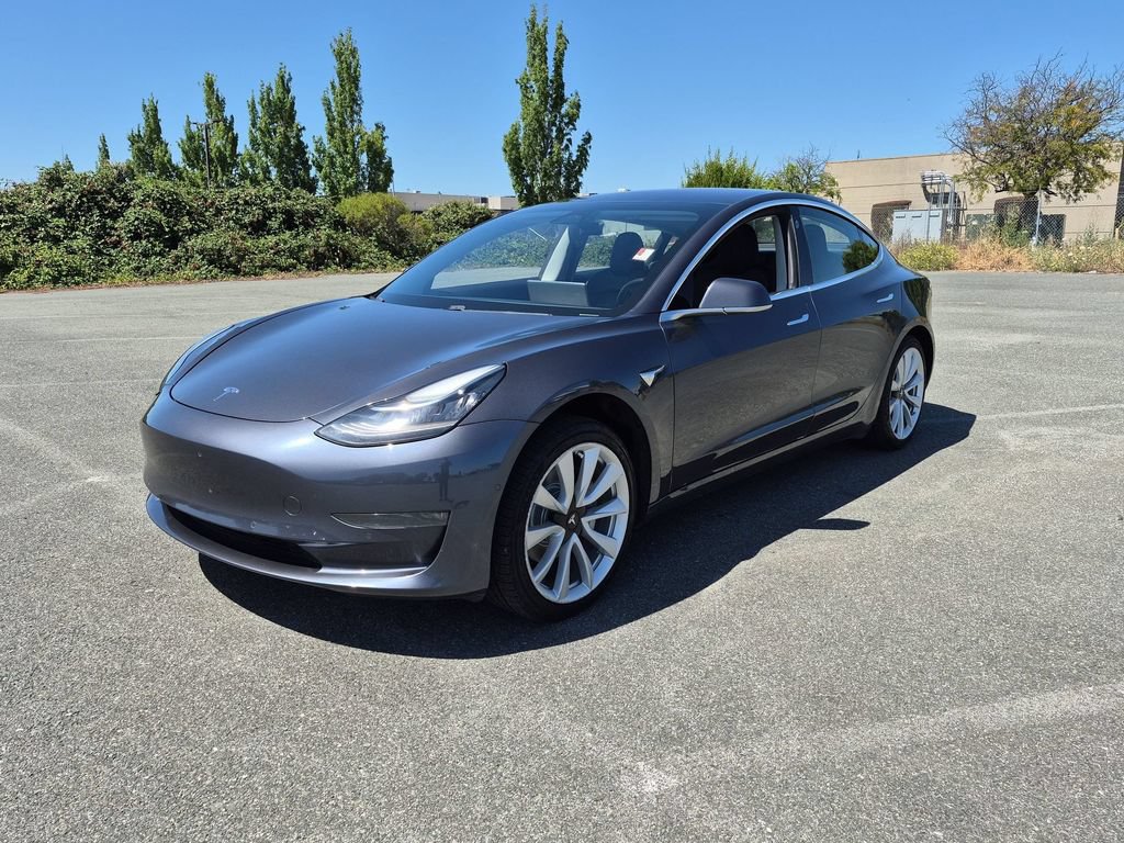 Used 2018 Tesla Model 3 Long Range RWD image 7