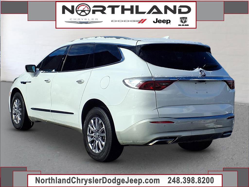 Used 2024 Buick Enclave Premium image 28