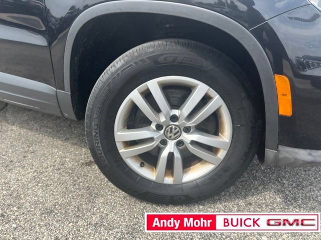 Used 2012 Volkswagen Tiguan S FWD image 42