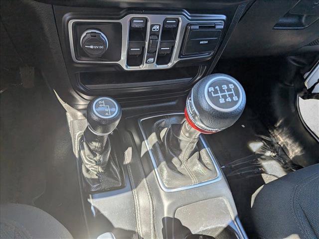 Used 2020 Jeep Gladiator Sport w/ Quick Order Package 23S image 15