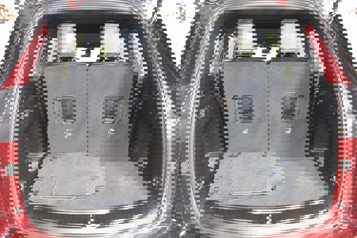 Used 2023 Jeep Grand Cherokee L Laredo image 50