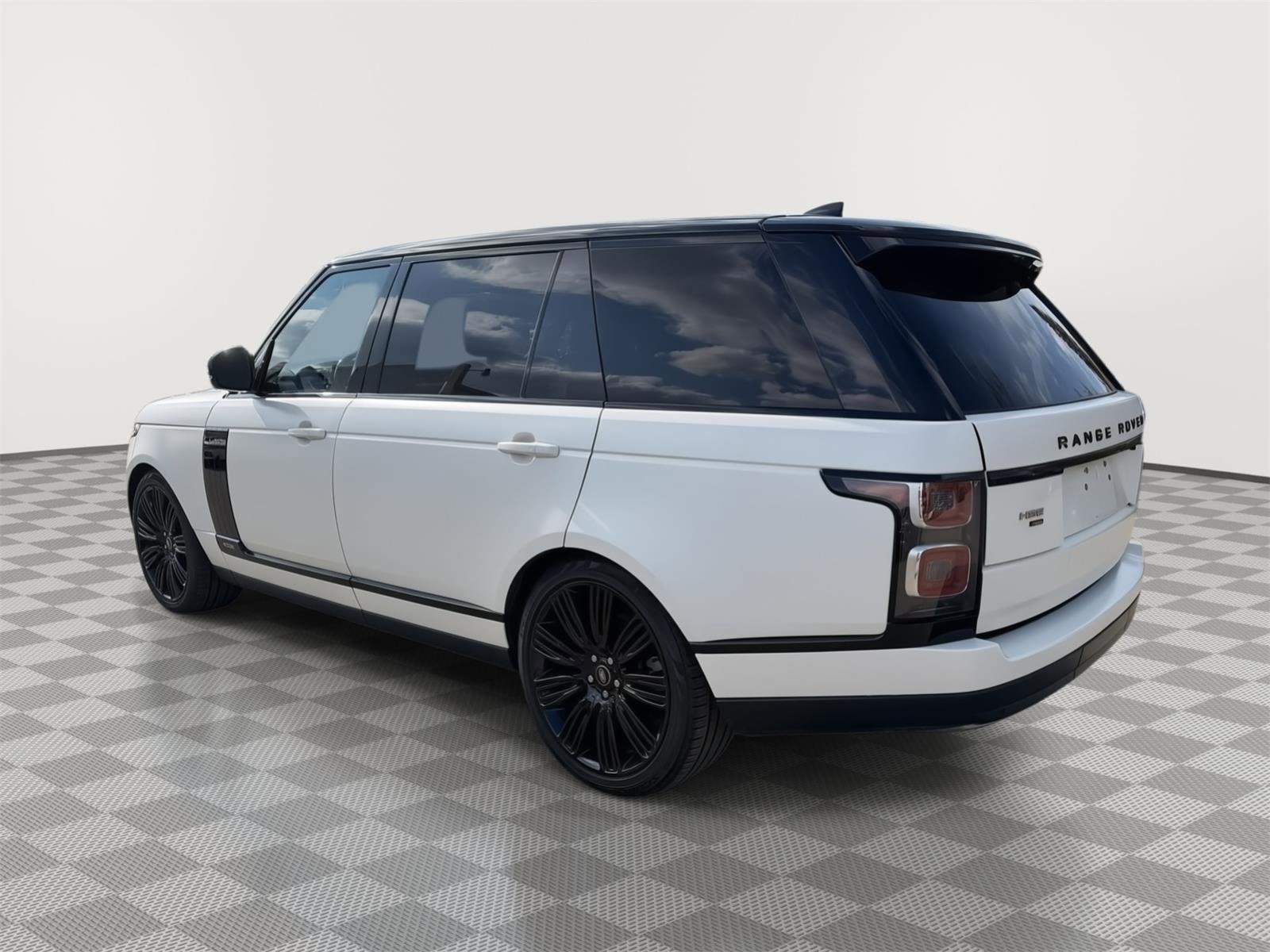 Used 2021 Land Rover Range Rover P525 Westminster Edition LWB AWD/4WD image 5