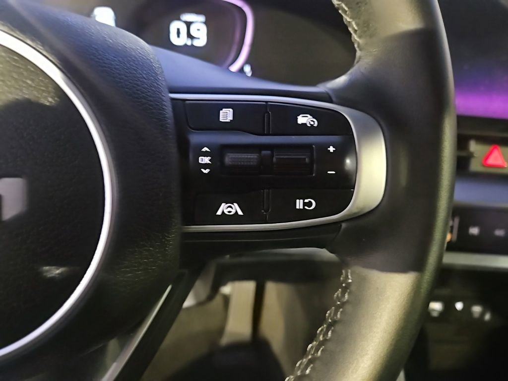 Used 2024 Kia Sportage EX image 20