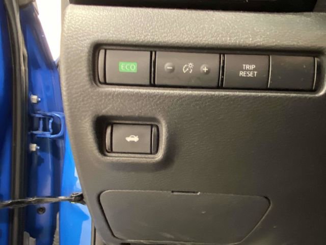 Used 2022 Nissan Sentra SR w/ Electronics Package image 21