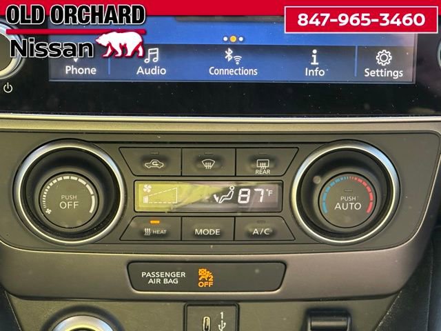 Used 2024 Nissan Leaf S image 34