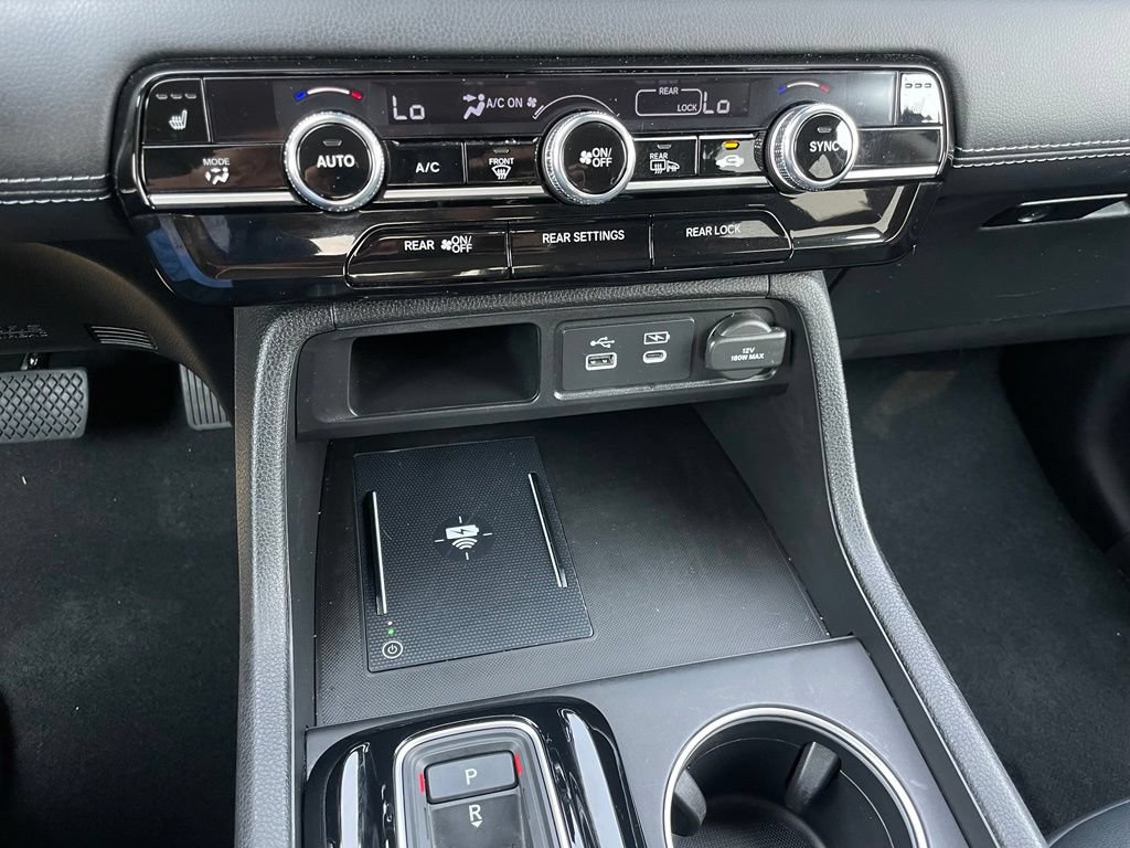 Certified 2025 Honda Pilot Touring image 19