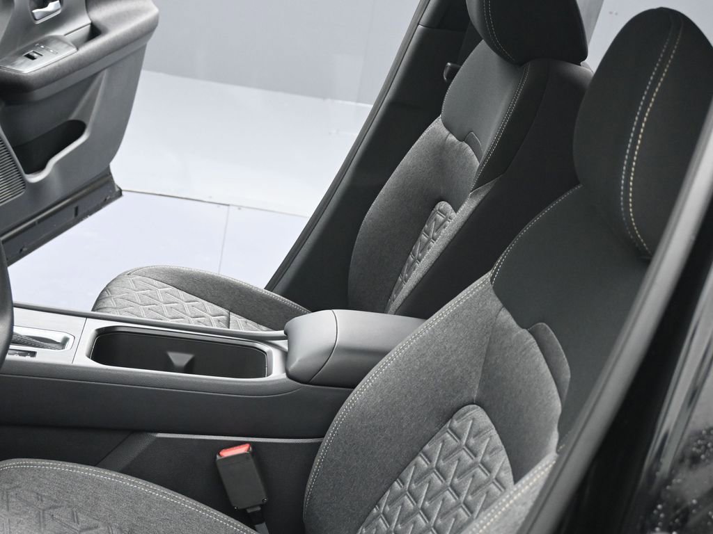 New 2026 Nissan Kicks SV w/ SV Premium Package AWD/4WD image 15