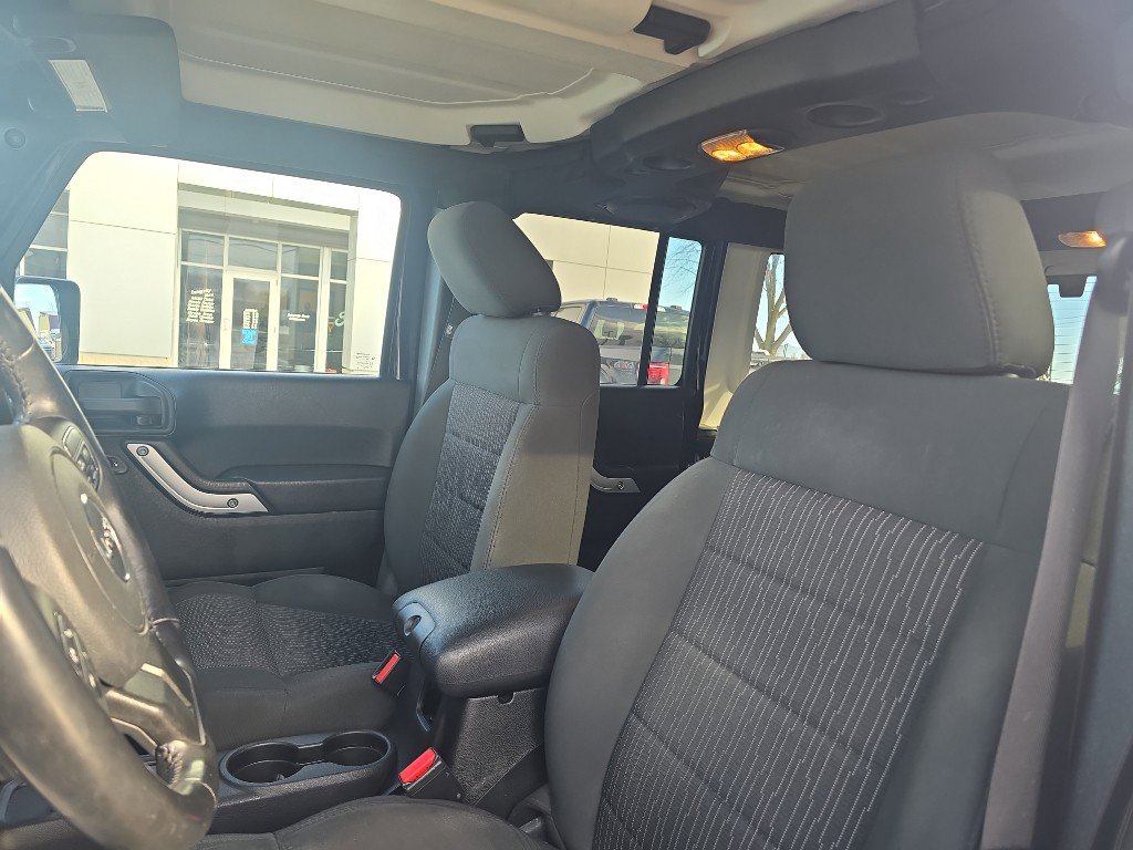 Used 2012 Jeep Wrangler Unlimited Sahara w/ Dual Top Group AWD/4WD image 11