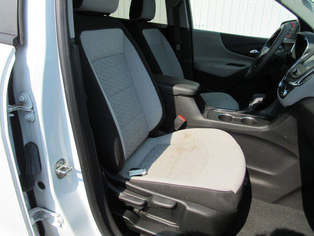 Used 2022 Chevrolet Equinox LS w/ LS Convenience Package FWD image 14
