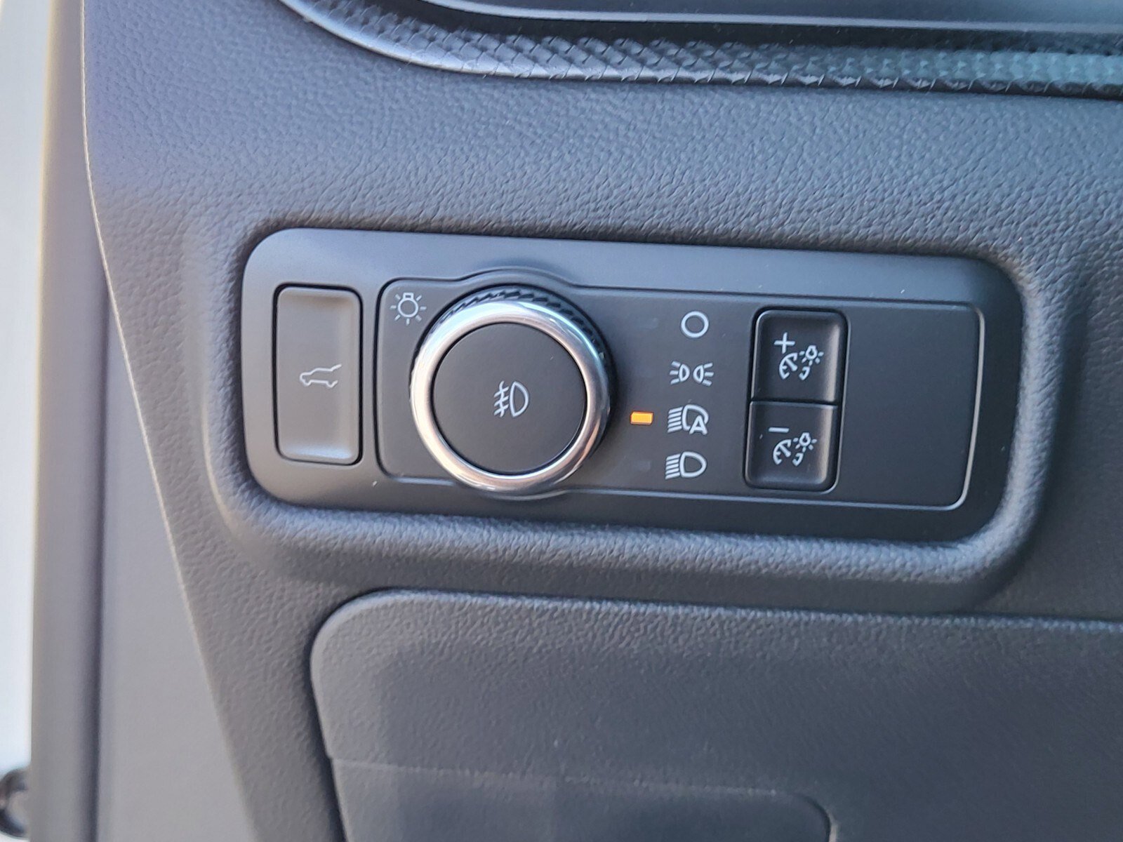 Certified 2023 Ford Explorer ST-Line w/ Class IV Trailer Tow Package image 23