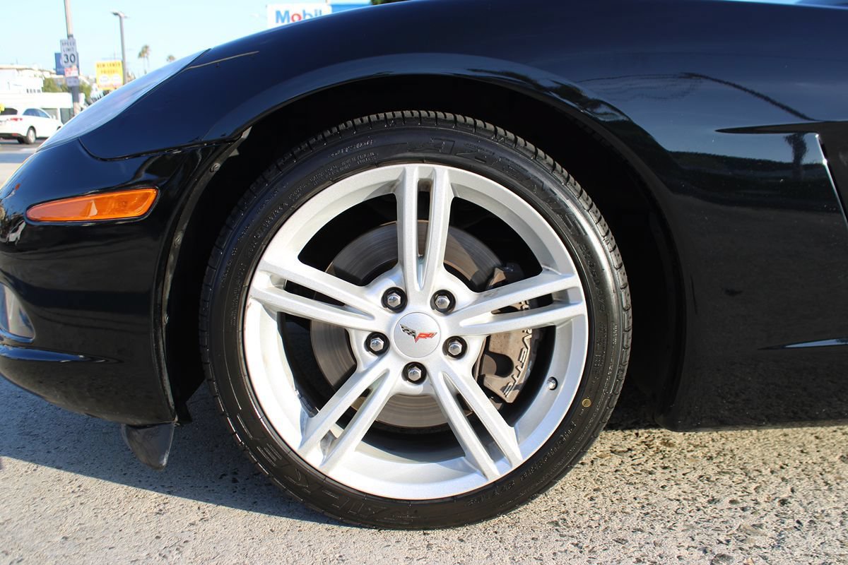Used 2009 Chevrolet Corvette Convertible RWD image 38