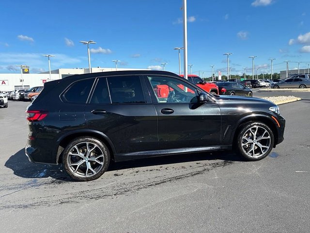 Used 2021 BMW X5 xDrive40i w/ M Sport Package AWD/4WD image 7