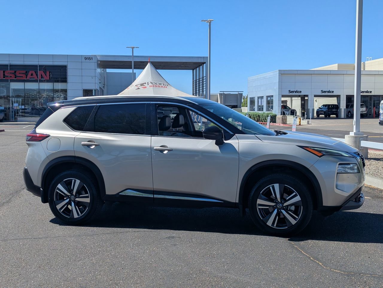 Used 2021 Nissan Rogue SL image 6