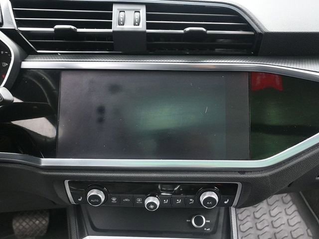 Used 2020 Audi Q3 2.0T Premium image 17