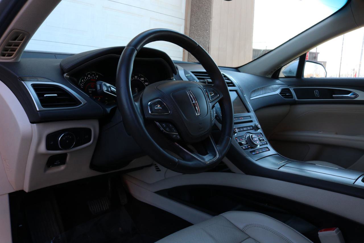 Used 2017 Lincoln MKZ Reserve w/ Technology Package image 23