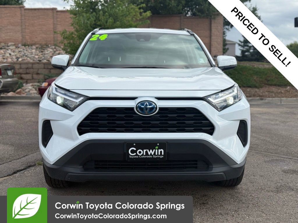 Used 2024 Toyota RAV4 XLE image 2
