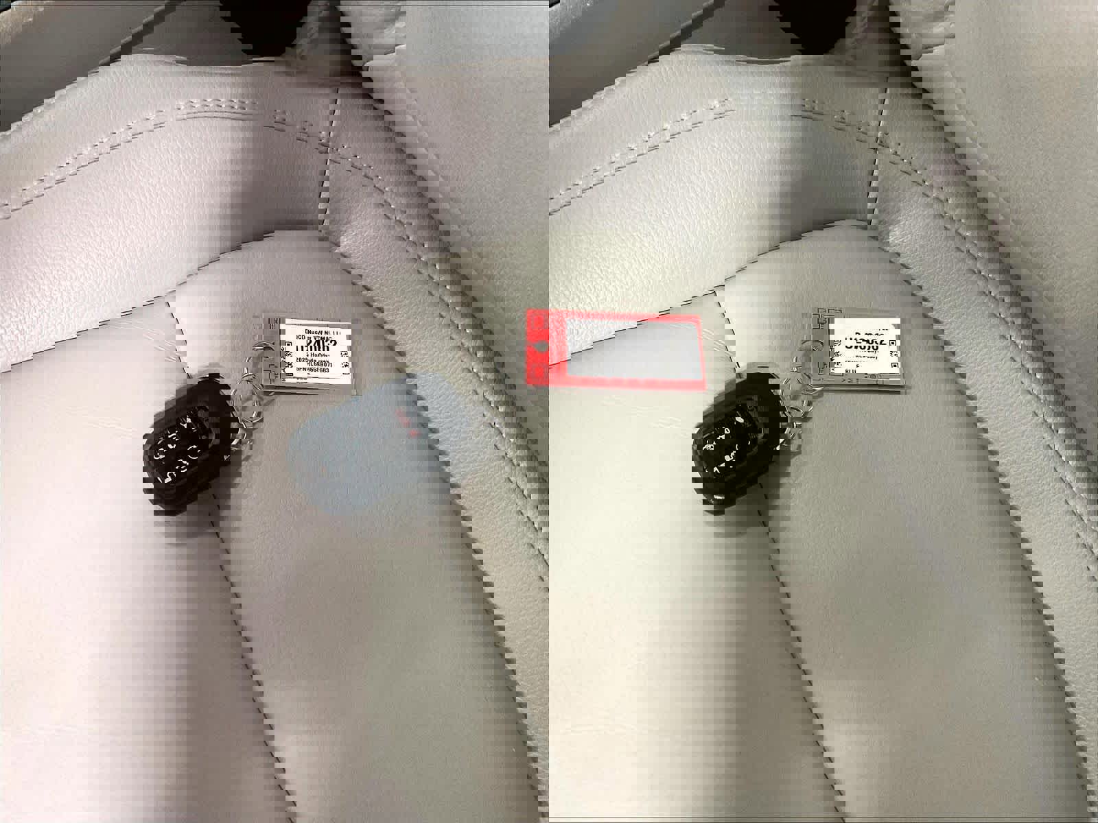 Used 2025 Honda Odyssey EX-L image 32