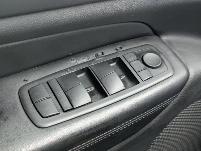 Used 2016 Jeep Grand Cherokee Laredo RWD image 23