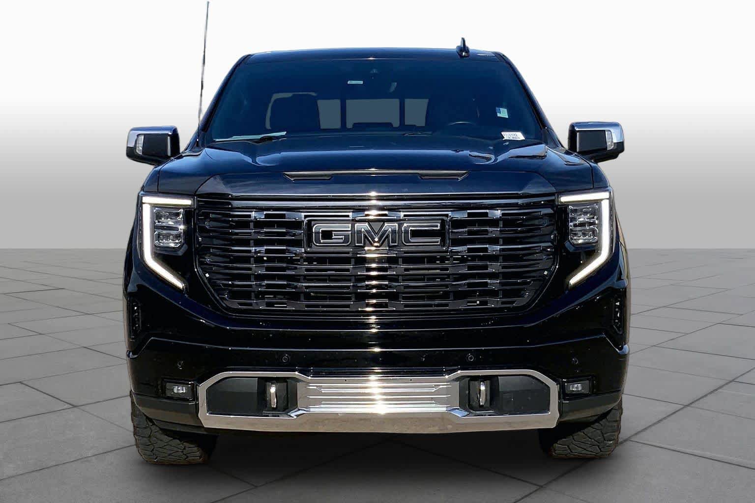 Certified 2023 GMC Sierra 1500 Denali Ultimate AWD/4WD image 4