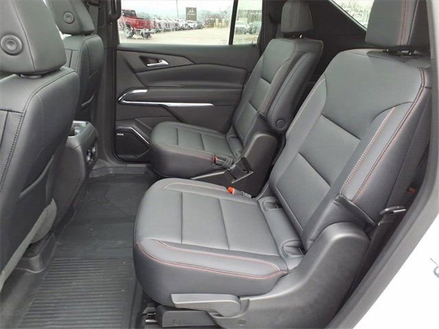 New 2026 Chevrolet Traverse Z71 w/ Enhanced Driving Package image 9