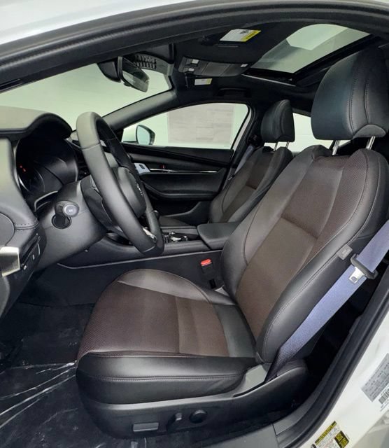 New 2026 MAZDA MAZDA3 2.5 S Hatchback w/ Premium Pkg FWD image 13