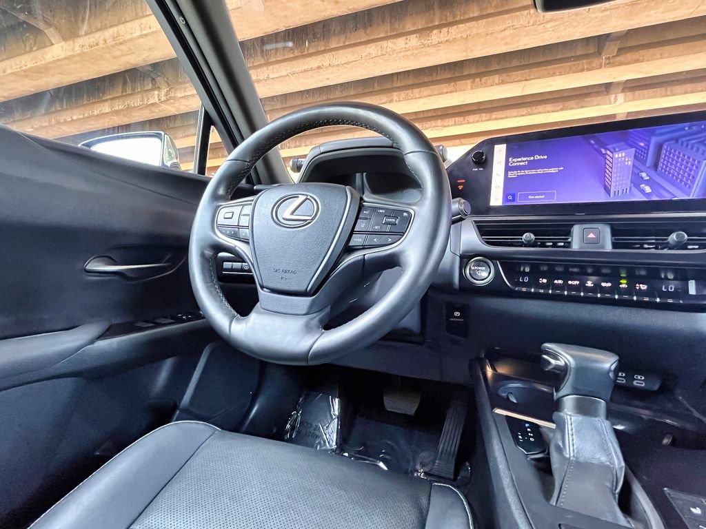 Used 2023 Lexus UX 250h AWD w/ Premium Package image 18
