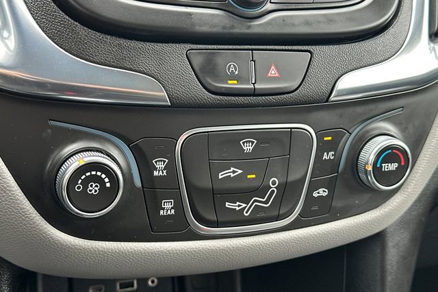 Used 2023 Chevrolet Equinox LS FWD image 22