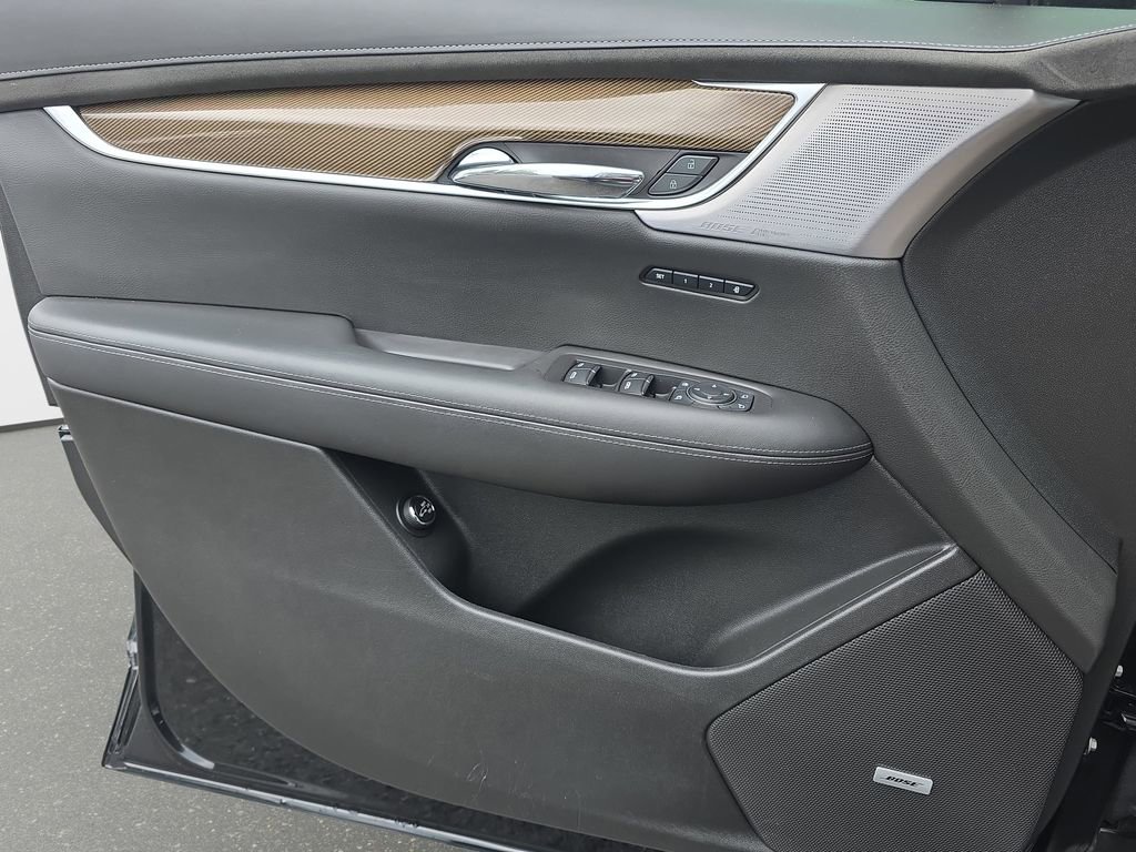 Used 2020 Cadillac XT6 Sport w/ Platinum Package image 31