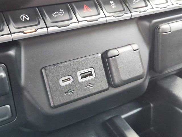 Used 2020 Chevrolet Silverado 1500 LTZ w/ LTZ Texas Edition image 22