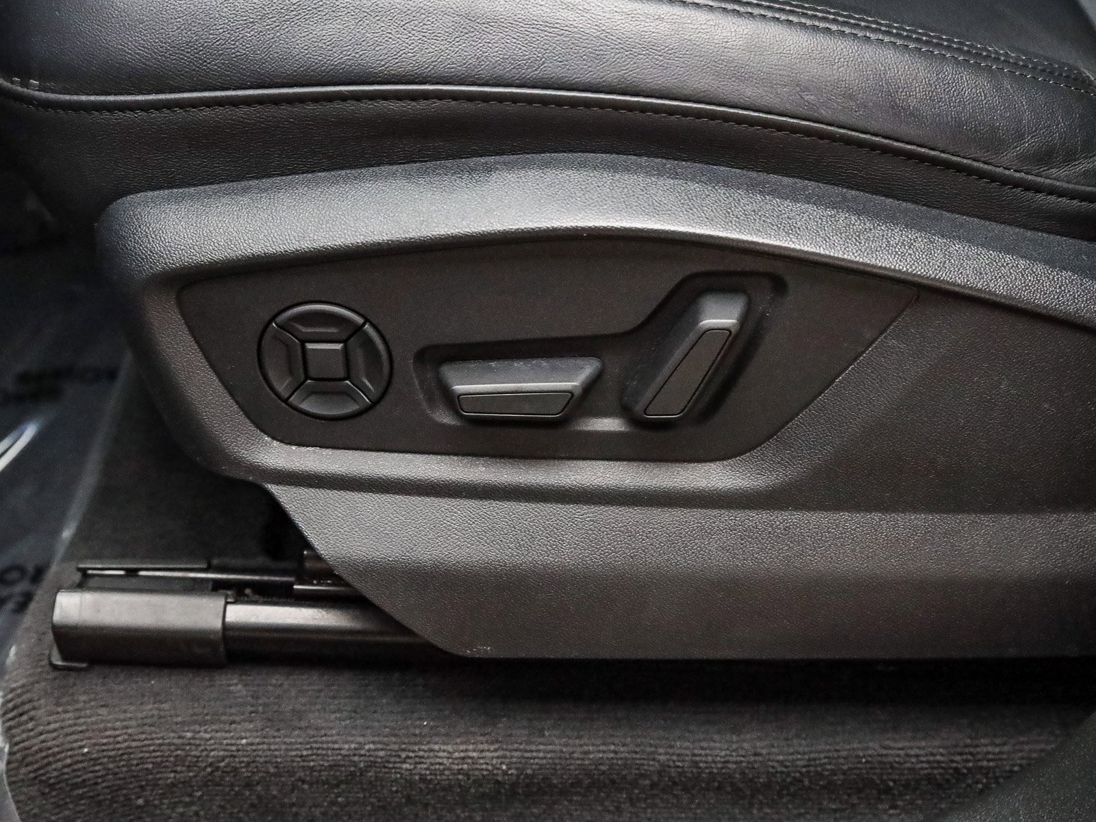 Used 2023 Audi Q7 3.0T Prestige w/ Prestige Package image 22