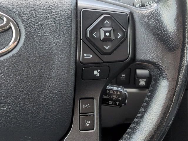 Used 2020 Toyota Sequoia Platinum RWD image 33