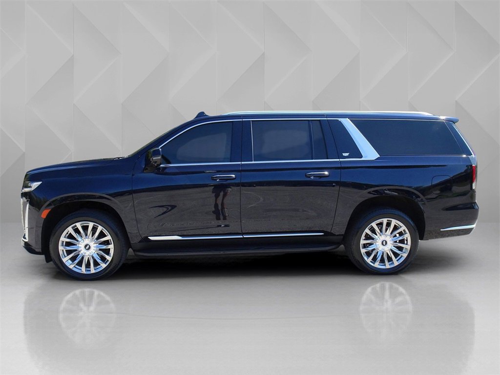 Used 2022 Cadillac Escalade ESV Premium Luxury image 2