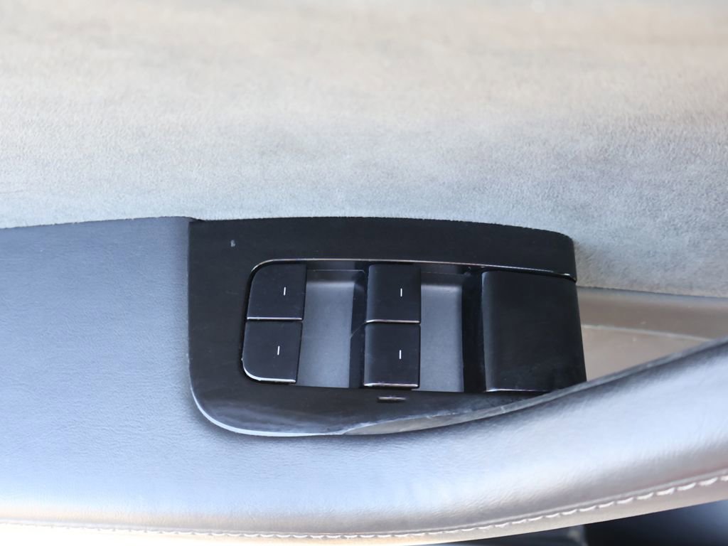Used 2018 Tesla Model 3 Long Range RWD image 40