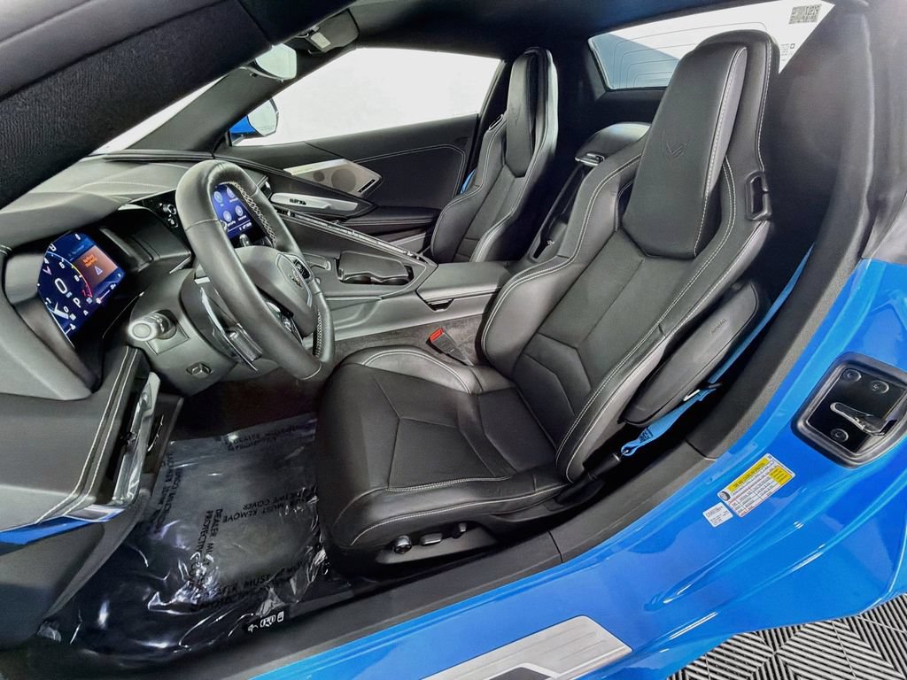 Used 2020 Chevrolet Corvette Stingray Preferred Conv w/ 2LT Preferred Equipment Group RWD image 22