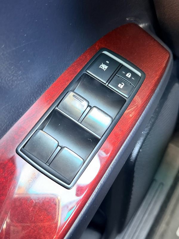 Used 2017 Lexus GX 460 image 35