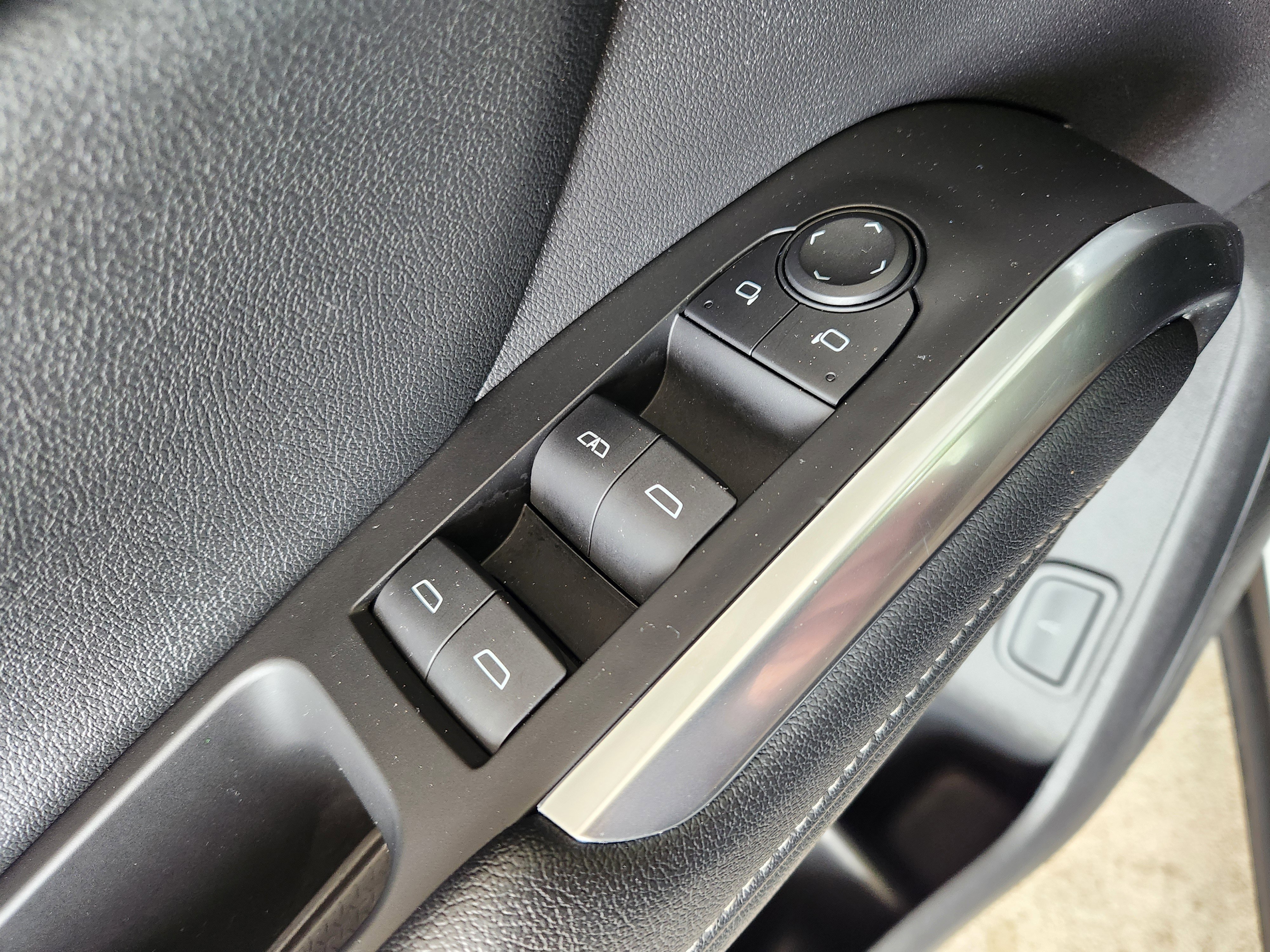 Certified 2024 Chevrolet Traverse LT image 24