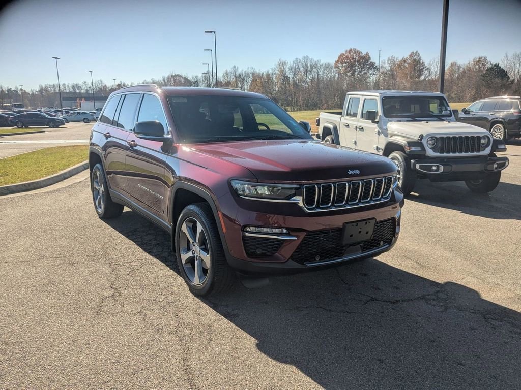 New 2025 Jeep Grand Cherokee Limited w/ Luxury Tech Group II image 7