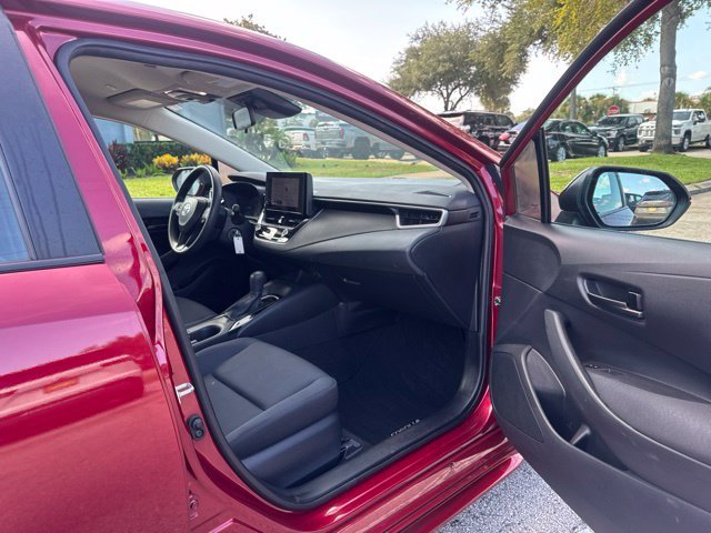 Used 2024 Toyota Corolla LE FWD image 12