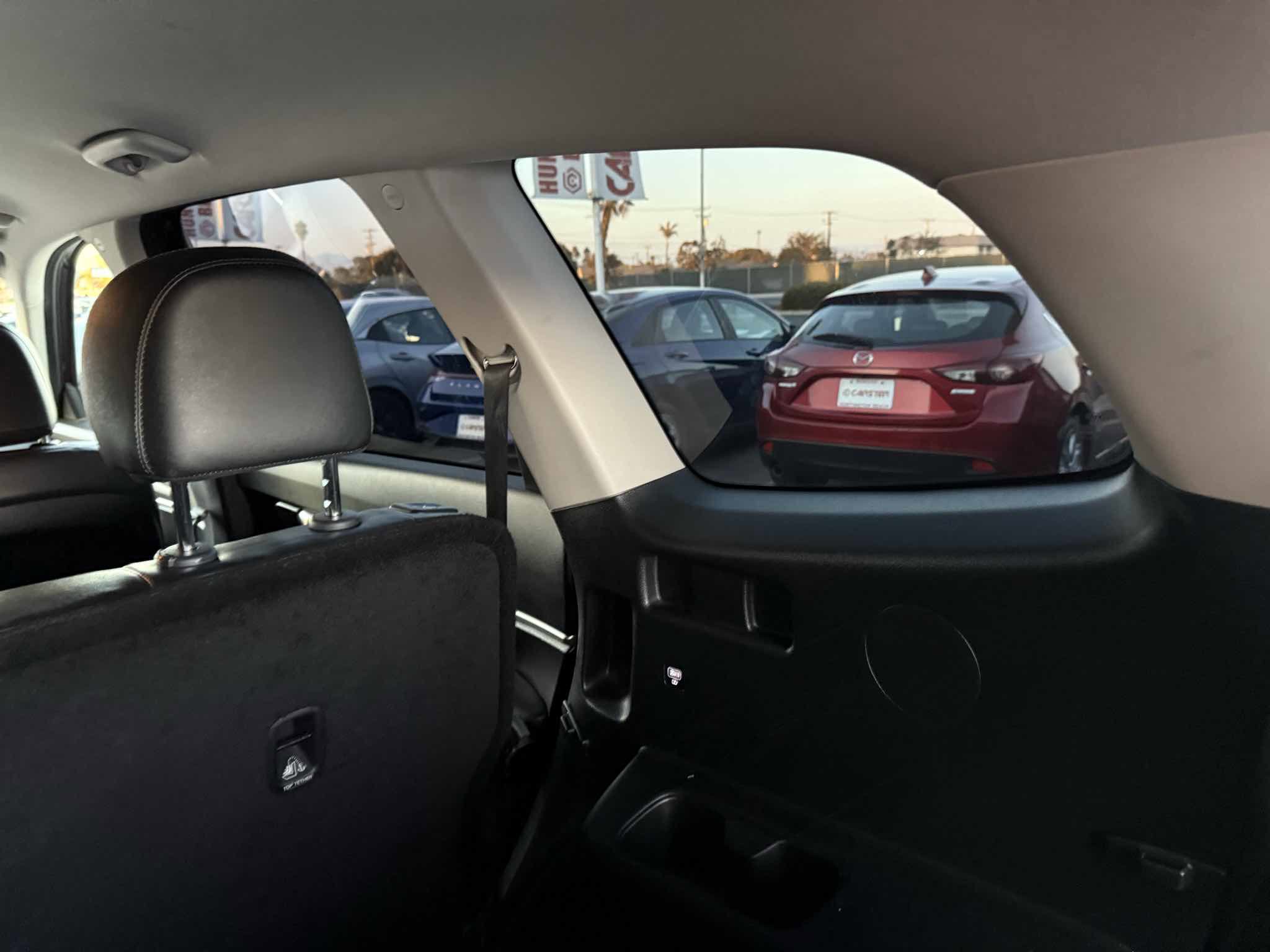 Used 2020 Kia Telluride LX image 92