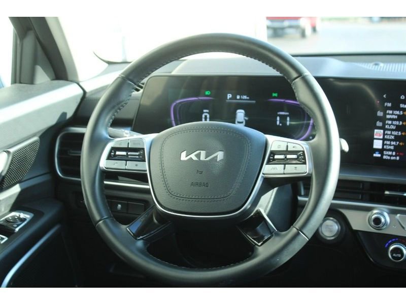 Used 2024 Kia Telluride S w/ S Sunroof Package image 16