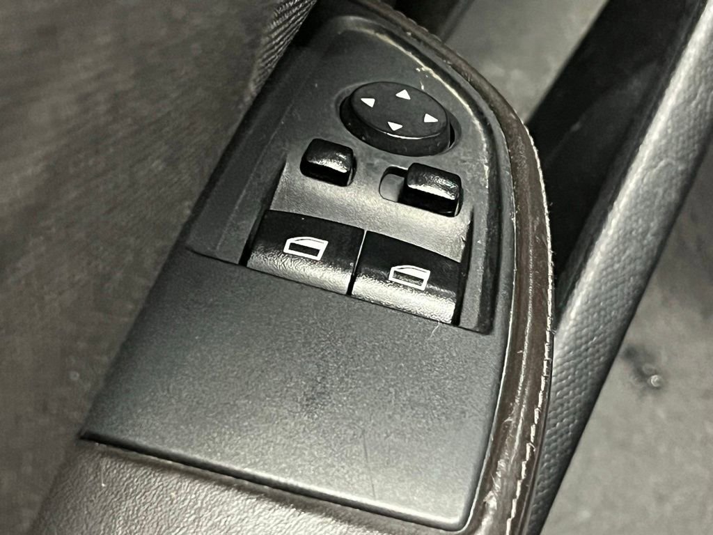 Used 2014 BMW i3 w/ Range Extender image 13