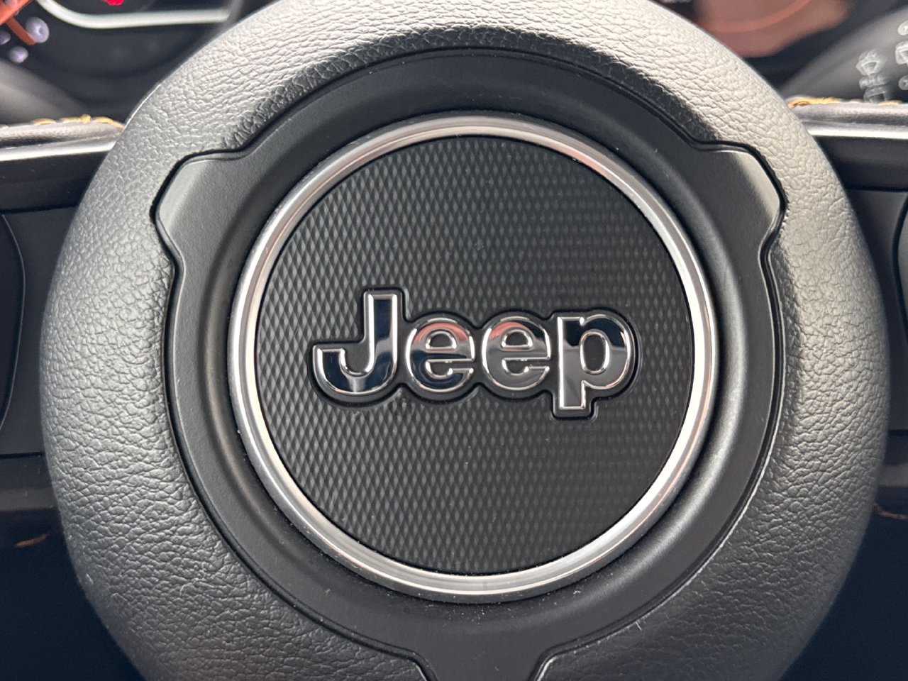Used 2024 Jeep Wrangler Unlimited Sport AWD/4WD image 28