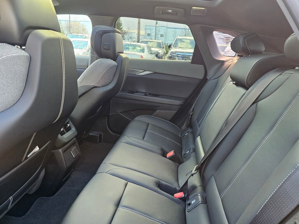 New 2026 Cadillac Optiq Luxury 1 image 20