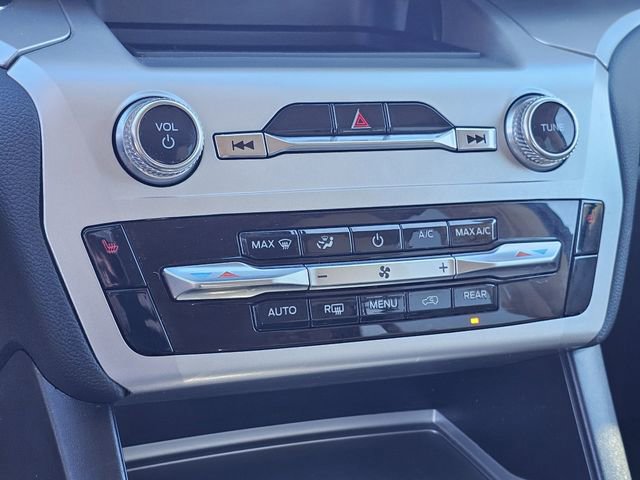 Certified 2022 Ford Explorer XLT image 20