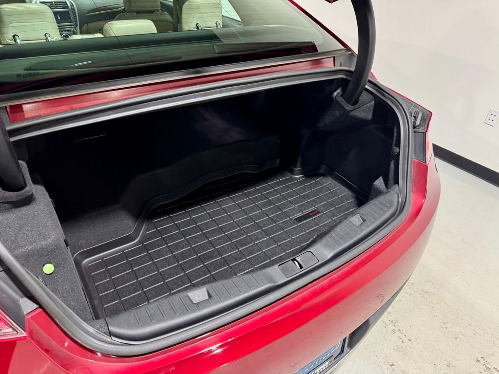 Used 2020 Lincoln MKZ Reserve w/ Elements Package image 10